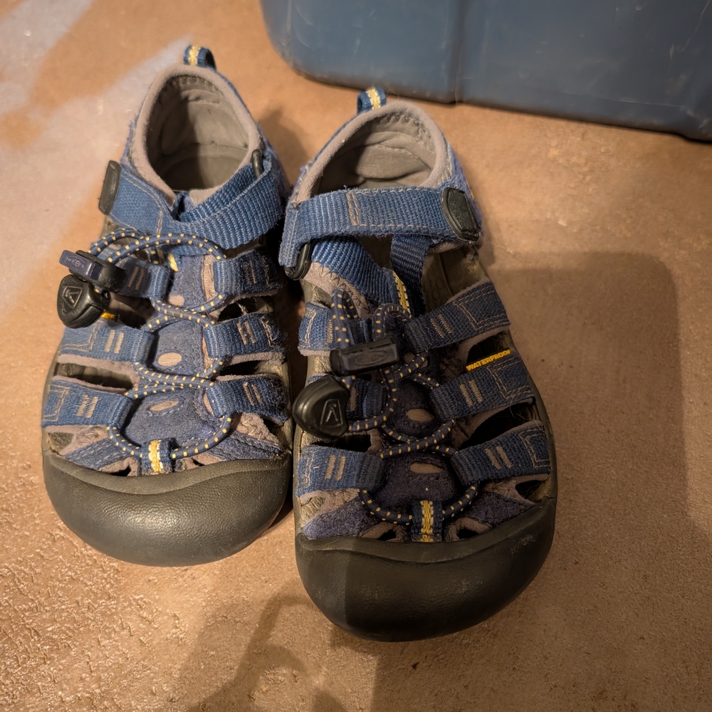 Kids Keen Blue and Gray Sandals